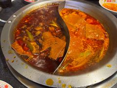 -沸炉重庆老火锅(军事博物馆店)