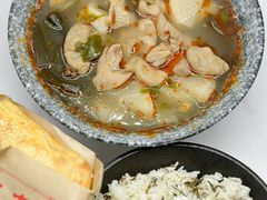 -眼镜肥肠店(振兴街店)