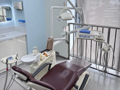 -极光口腔·矫正种植修复(锦江店)