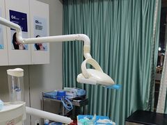-登特口腔医院(鼓楼东街口店)