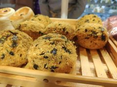 -焙丽拾光(麦凯乐直营店)