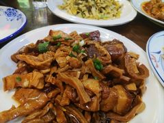 -缘来聚·徽菜名店(黄山宏村店)