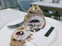 -Fridi Patisserie Cafe