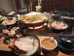 -湊湊火锅·茶憩(上海合生汇店)