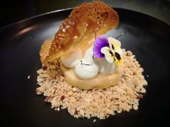 焦糖苹果配山核桃及香草奶油慕斯-AZUL by FUEL蓝色·法式酒馆(琶醍店)