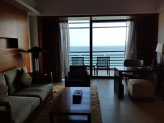 -三亚湾海居铂尔曼度假酒店