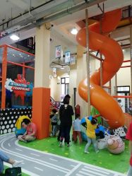 -动力星球家庭亲子游乐中心