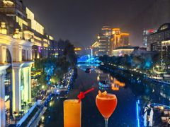 -Tipsy Bar•屋顶露台酒吧&水烟吧
