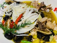 -吴越荣记苏州菜·松鼠桂鱼100%活鱼现做(斜塘老街店)