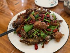 -美顺香食府鱼头老店(雪野湖店)
