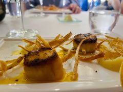 煎深海扇贝配欧洲白萝卜泥-Jean Georges