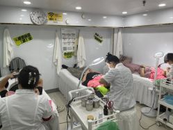 -苗医生专业祛痘·皮肤管理