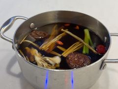 -德天肥牛海鲜火锅(龙吟坊店)