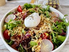 藜麦窝蛋沙拉-The Rug Cafe(王府中环店)
