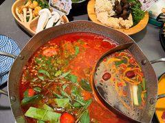 -楠小云·云南鲜菌·鲜牛自助火锅(九眼桥店)