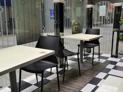 -新大咀港式茶餐厅(宝山万达店)