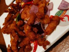 -老滇山寨•云南特色菜•地方菜•民族风情歌舞表演(金碧店)