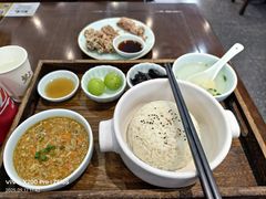 -蟹上黄·蟹黄面·江南糖水(人民广场店)