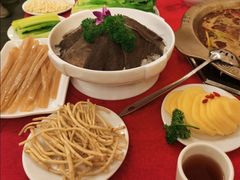 -山城年华老火锅(玉林店)