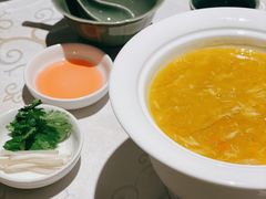 蟹粉鱼翅-成隆行·蟹王府(九江路店)