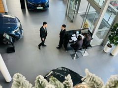 -上海德星奔驰(江杨南路店)