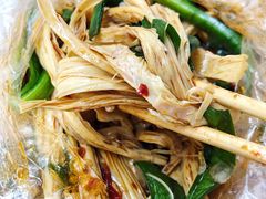 -清泉食杂店