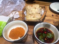 -老滇山寨•云南特色菜•地方菜•民族风情歌舞表演(金碧店)