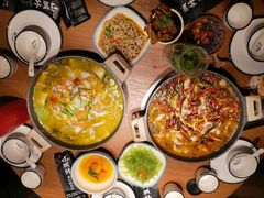 -山城外·非遗酸菜鱼(财富中心店)