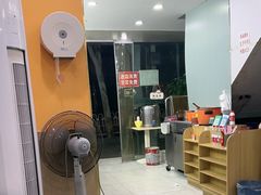 -石贝妮黑皮牛杂(台北路店)