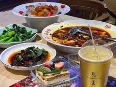 -胡桃里乐队酒馆(广州塔店)