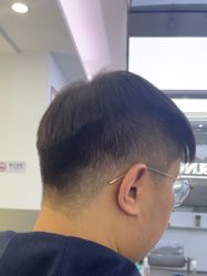 -首脑美发沙龙