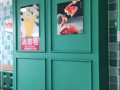 -东鑫记港式茶餐厅(南京东路店)