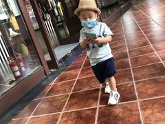 -枫叶小镇奥特莱斯