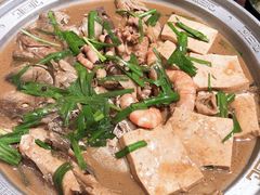 -东来菜馆•手抓海鲜家常菜•海鲜锅贴(鸽子窝店)