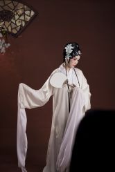 -盘子女人坊古装写真摄影(厦门总店)