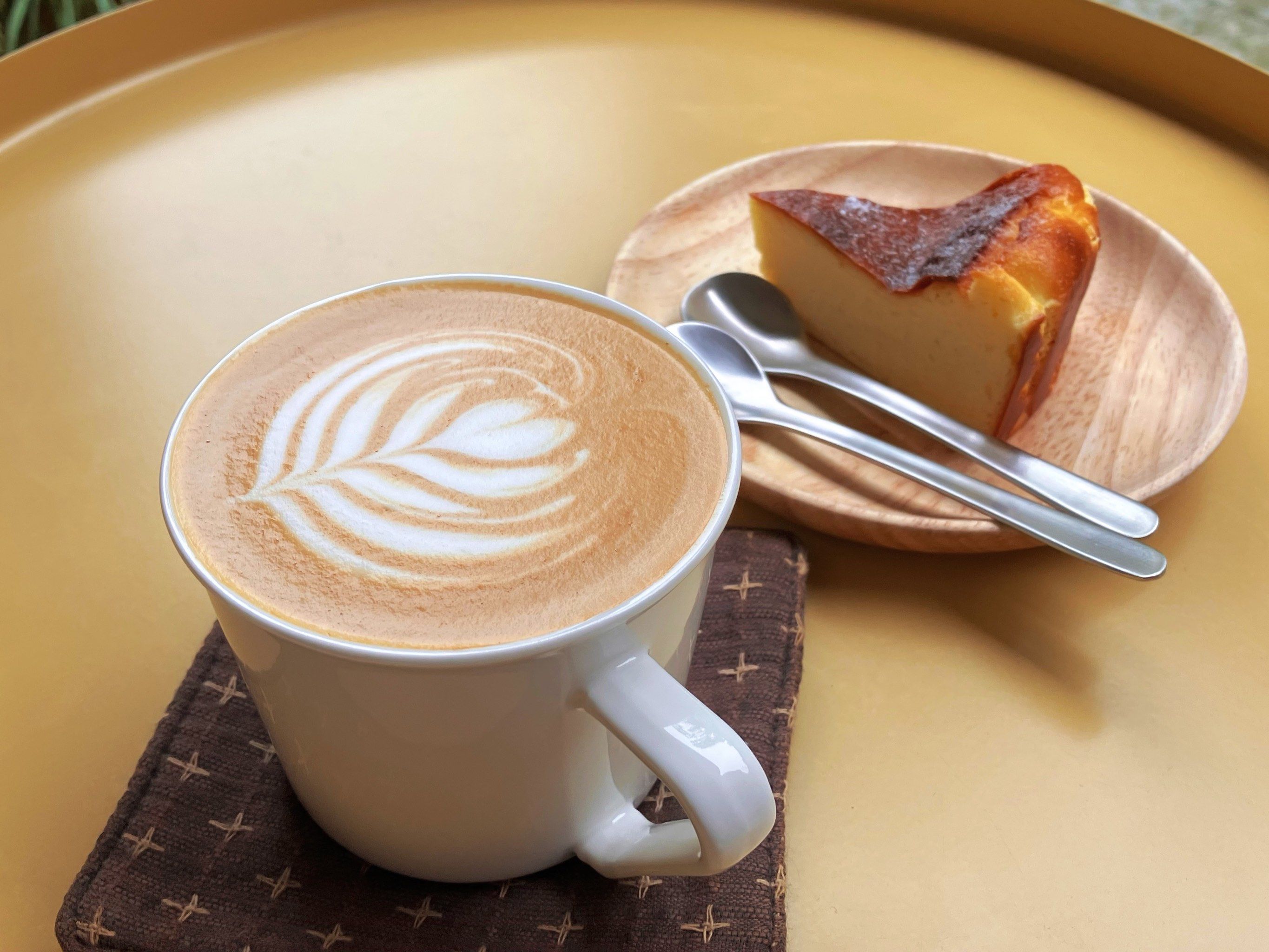 榛果拿铁☕️巴斯克🍰