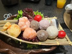 -湊湊火锅·茶憩(打浦桥日月光店)
