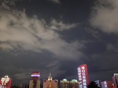 -万绿园