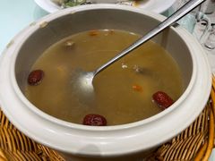松茸土鸡汤-江南韵·无锡太湖文化体验餐厅(凤凰天街店)