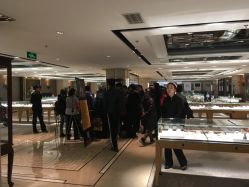 -北京七彩云南翡翠珠宝旗舰店(月坛店)