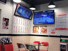 等位区-黄恩记茶餐厅(杨箕店)