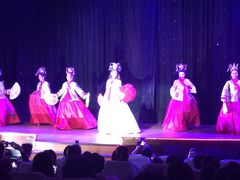 -金东尼人妖秀