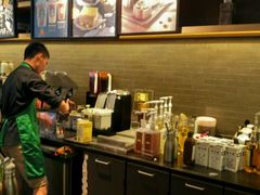 -星巴克臻选(莘庄仲盛店)