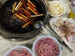 -叶二姐九尺鹅肠火锅(南部新城店)