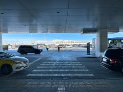 -成吉思汗国际机场