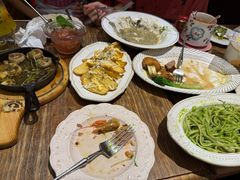 -秘密旅行Bonjour(黑金冠 江南西店)