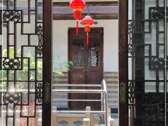 -唔呶喔哩酒家(生产街店)