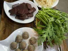 牛肉丸-小牛家村·贵州黄牛肉火锅(梦想小镇二分店)