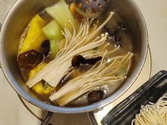 -呷哺呷哺 黄金牧场 (中发百旺店)