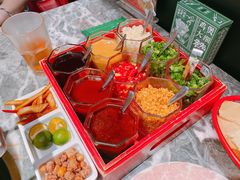 九宫格酱料-禄婶鸡煲·打边炉